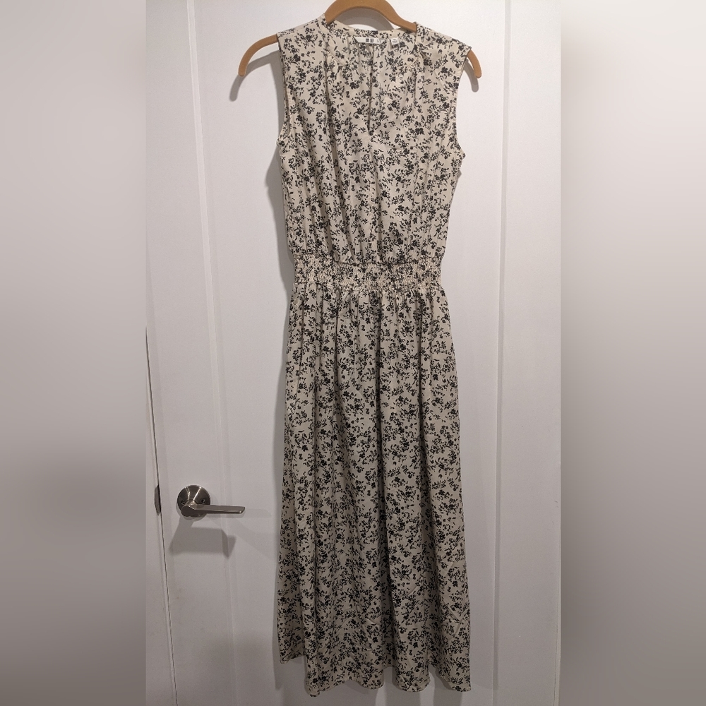 Uniqlo cream and black floral dress XS